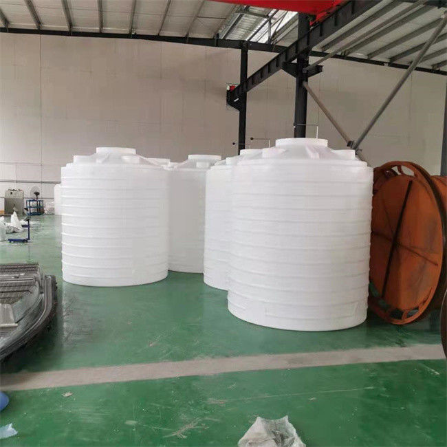 Los tanques plásticos del HDPE MDPE Roto, superficie rotatoria pulida de los productos que moldea